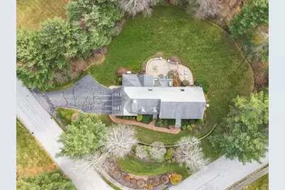 18 Shawnee Rd, Medfield, MA 02052 - Photo 41