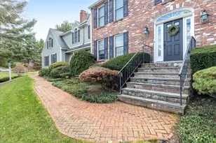 18 Shawnee Rd, Medfield, MA 02052 - Photo 3