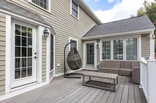 18 Shawnee Rd, Medfield, MA 02052 - Photo 35