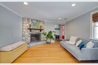 17 Cranston Rd, Winchester, MA 01890 - Photo 5