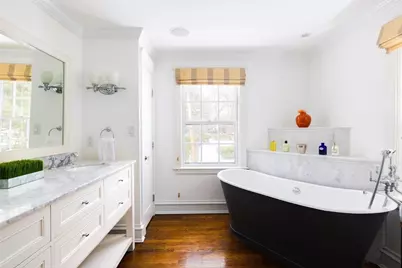 18 Moffat Road, Newton, MA 02468 - Photo 11