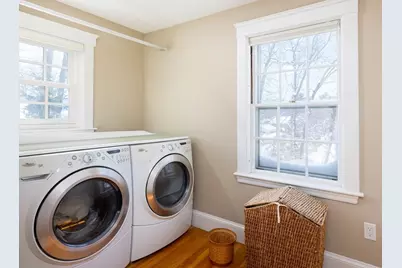 18 Moffat Road, Newton, MA 02468 - Photo 15