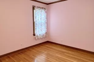 33-35 Ruskin St, Springfield, MA 01108 - Photo 9