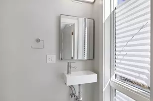 96 Cottage St, Boston, MA 02128 - Photo 11