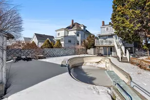 55 Garland St, Everett, MA 02149 - Photo 35