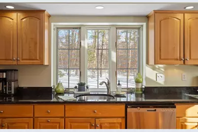 34 Clover Hill Drive, Chelmsford, MA 01824 - Photo 7