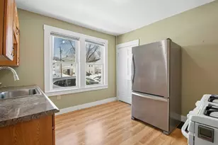 88 Crescent St, Franklin, MA 02038 - Photo 11