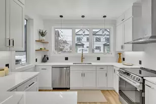 19 Keith St, Watertown, MA 02472 - Photo 5