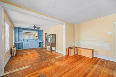 374 East St, Ludlow, MA 01056 - Photo 9