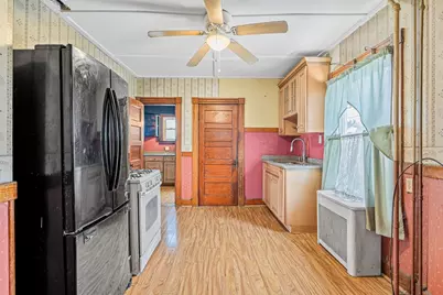 374 East St, Ludlow, MA 01056 - Photo 5