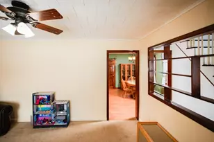 24 Railroad Ave, Dudley, MA 01507 - Photo 23