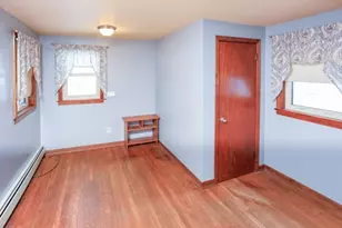 24 Railroad Ave, Dudley, MA 01507 - Photo 13