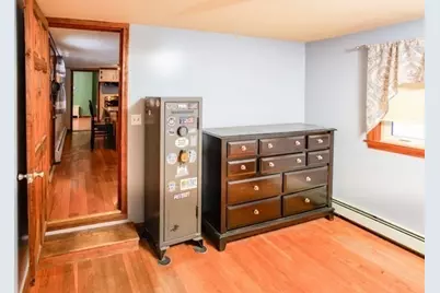 24 Railroad Ave, Dudley, MA 01571 - Photo 15