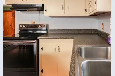 24 Railroad Ave, Dudley, MA 01571 - Photo 11