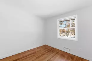 23 Hamilton Rd, Peabody, MA 01960 - Photo 21