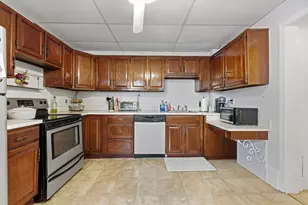 861 E Broadway, Boston, MA 02127 - Photo 17