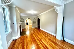 577 Pleasant St, Holyoke, MA 01040 - Photo 11