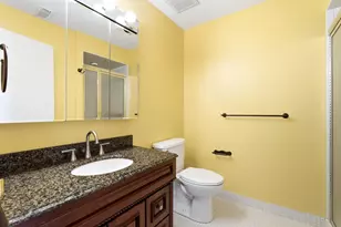 1006 Paradise Rd, Swampscott, MA 01907 - Photo 11