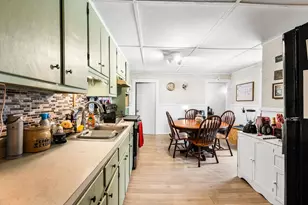 77 Wheeler St, Athol, MA 01331 - Photo 15