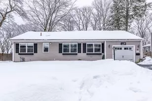 18 Greensboro Rd, Dedham, MA 02026 - Photo 3