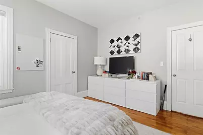 645 E 6th St, Boston, MA 02127 - Photo 35