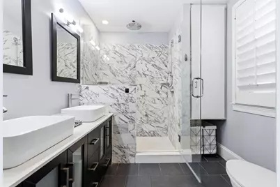 645 E 6th St, Boston, MA 02127 - Photo 13