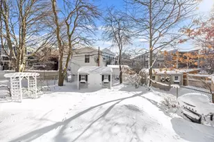 645 E 6th St, Boston, MA 02127 - Photo 37