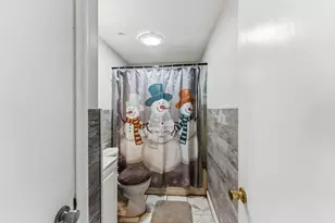 31-33 Vine St, Milford, MA 01757 - Photo 23