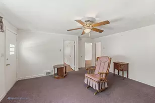 31-33 Vine St, Milford, MA 01757 - Photo 5