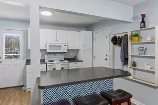 425 Main St, Hudson, MA 01749 - Photo 3