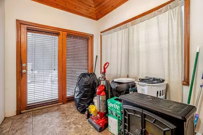 36 Brown St, Maynard, MA 01754 - Photo 19