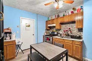 33 Waumbeck St, Boston, MA 02121 - Photo 21