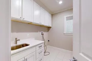 459 Dudley, Newton, MA 02459 - Photo 27