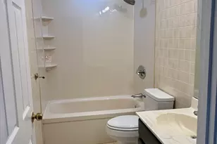 685 Oak St, Brockton, MA 02301 - Photo 9