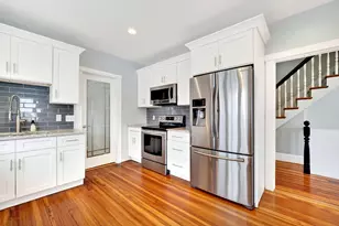 48 Malvern St, Melrose, MA 02176 - Photo 17