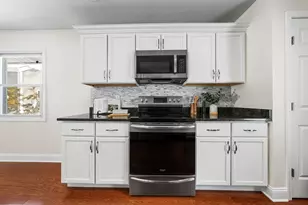 10 Mickelson Ln, Bedford, MA 01730 - Photo 13