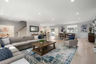 2 Lincoln Ct, Medfield, MA 02052 - Photo 3