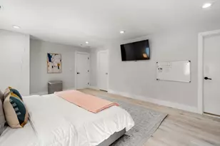 2 Lincoln Ct, Medfield, MA 02052 - Photo 25