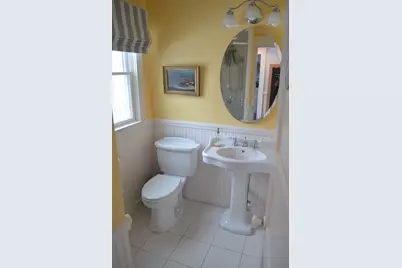 10 Berwick Rd, Lexington, MA 02420 - Photo 7