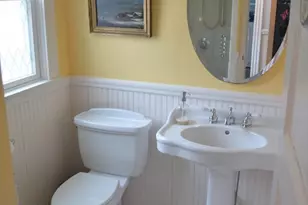 10 Berwick Rd, Lexington, MA 02420 - Photo 7