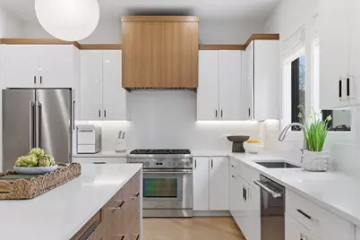 16-18 Josselyn Pl #16, Newton, MA 02461 - Photo 5