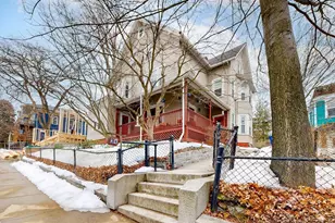 31 Vinal Ave, Somerville, MA 02143 - Photo 3