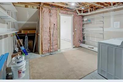 900 Lawrence St #5, Lowell, MA 01852 - Photo 27