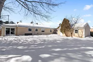 18 Dunham Rd, Beverly, MA 01915 - Photo 25