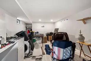 18 Dunham Rd, Beverly, MA 01915 - Photo 19