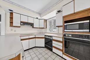 21 George St, Dartmouth, MA 02748 - Photo 11