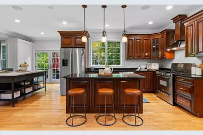 159 Main Street, Lynnfield, MA 01940 - Photo 3