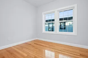 24 Tolman St, Waltham, MA 02453 - Photo 17