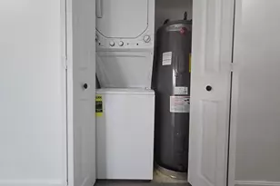 165 Cottage St, Chelsea, MA 02150 - Photo 15