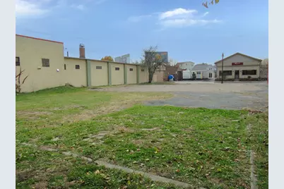 349 Walnut St, Springfield, MA 01105 - Photo 9